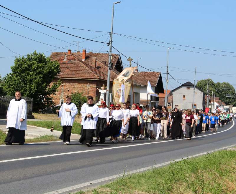 Slavlje godišnjeg susreta Prijatelja Malog Isusa u Kloštru Podravskom Slavlje godišnjeg susreta Prijatelja Malog Isusa u Kloštru Podravskom