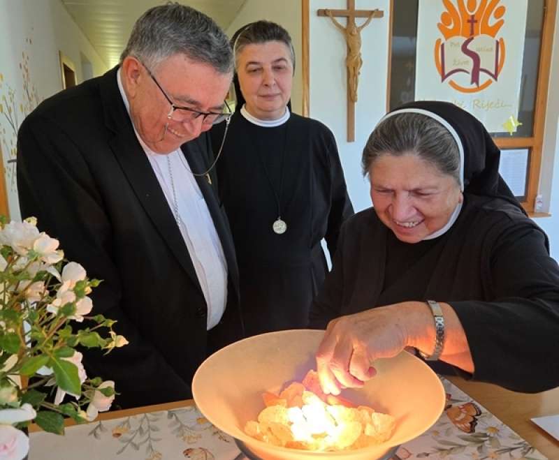 Susret  sestara u Kući Navještenja s uzoritim kardinalom Vinkom Puljićem