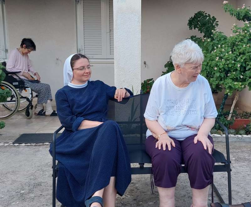 Prvi tjedan juniorata na otoku Braču