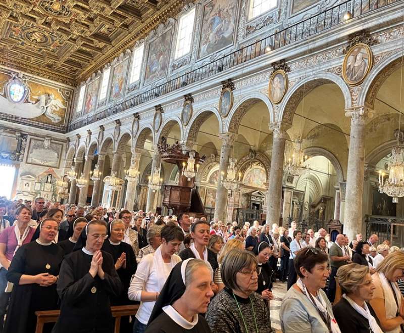 Sestre Služavke Malog Isusa Sarajevske Provincije na nacionalnom hodočašću u Rimu Sestre Služavke Malog Isusa Sarajevske Provincije na nacionalnom hodočašću u Rimu