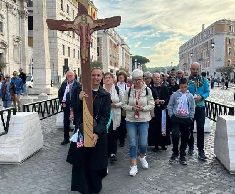 Sestre Služavke Malog Isusa Sarajevske Provincije na nacionalnom hodočašću u Rimu Sestre Služavke Malog Isusa Sarajevske Provincije na nacionalnom hodočašću u Rimu