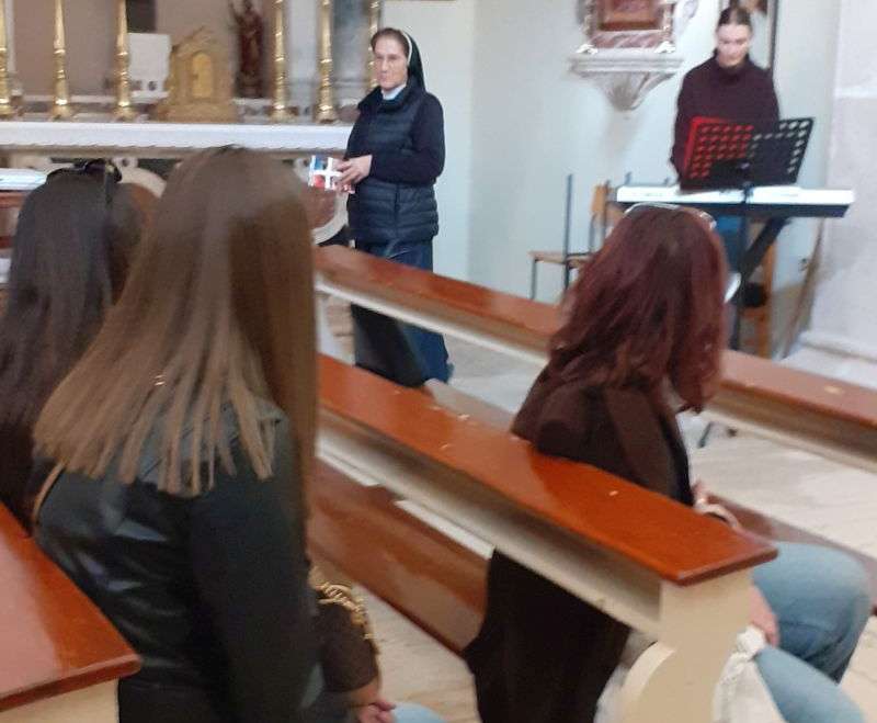 Posjet sestrama na Braču Posjet sestrama na Braču