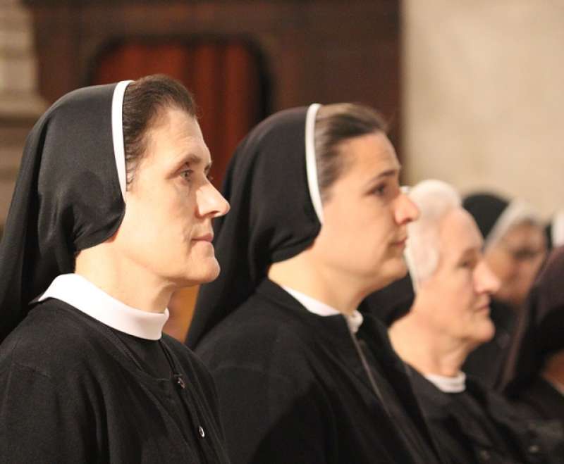 U sarajevskoj katedrali svečano proslavljena  135. obljetnica Družbe sestara Služavki Maloga Isusa U sarajevskoj katedrali svečano proslavljena  135. obljetnica Družbe sestara Služavki Maloga Isusa