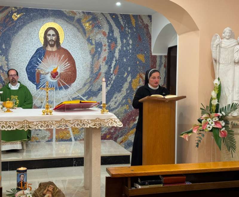 Proslava svetkovine sv. Rafaela, zaštitnika Družbe sestara Služavki Malog Isusa