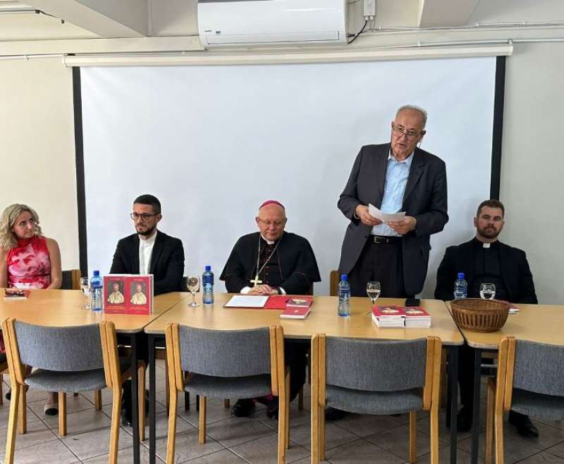 U Johannesburgu predstavljena knjiga Apostolskog nuncija u Južnoj Africi mons. H. M. Jagodzińskog U Johannesburgu predstavljena knjiga Apostolskog nuncija u Južnoj Africi mons. H. M. Jagodzińskog
