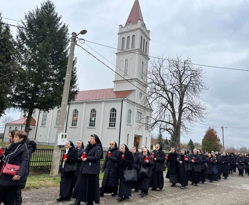 Sahranjena s. M. Vilibalda (Mara) Kvesić, Služavka Maloga Isusa