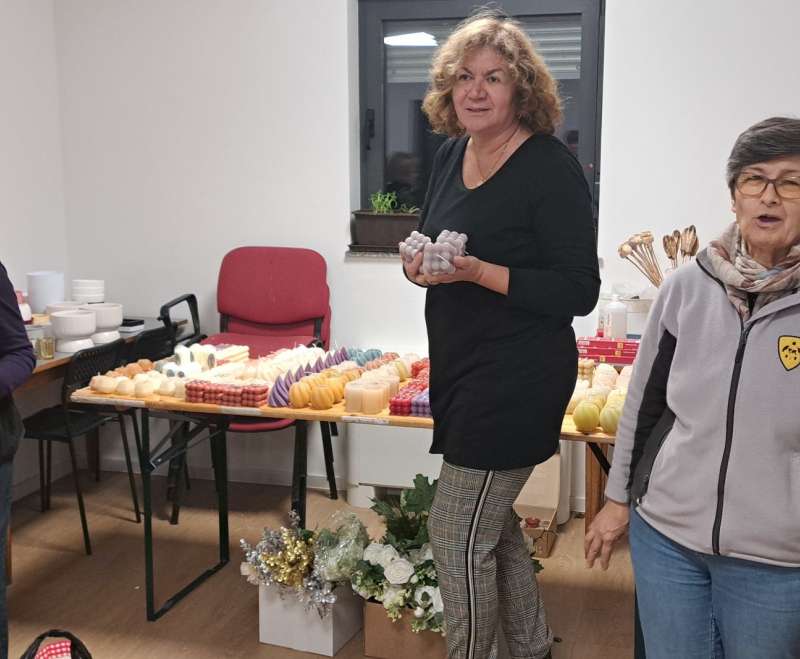 Bog dolazi, čekaj ga s nadom! Bog dolazi, čekaj ga s nadom!