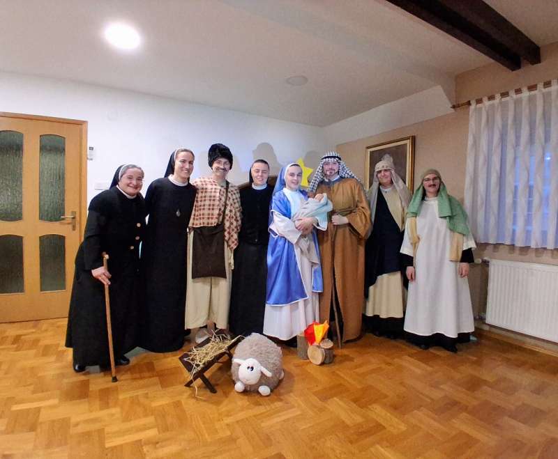 Božićni igrokaz u izvedbi Služavki Malog Isusa