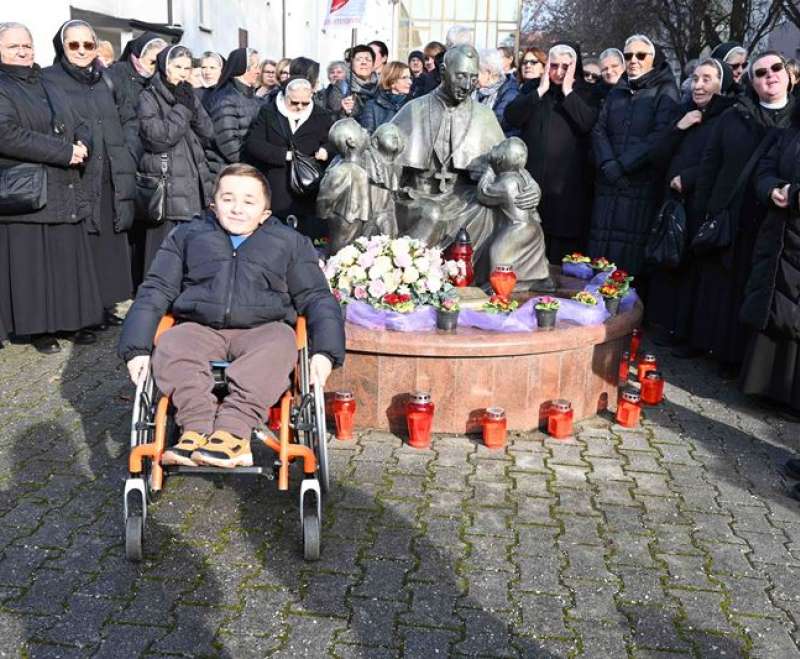 Proslavljena 183. obljetnica rođenja i krštenja sl. B. Josipa Stadlera i 50 godina zavjeta sestara Proslavljena 183. obljetnica rođenja i krštenja sl. B. Josipa Stadlera i 50 godina zavjeta sestara