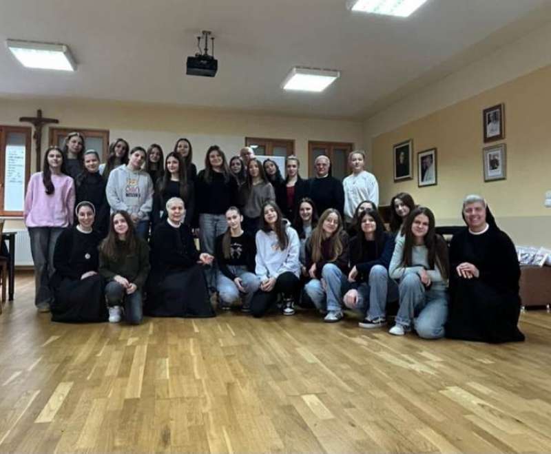 U Gromiljaku održana duhovna obnova za djevojke