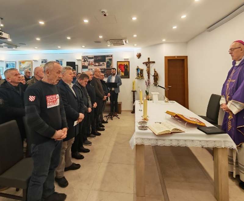 Brodsko Vinogorje: Održana duhovna obnova za hrvatske branitelje