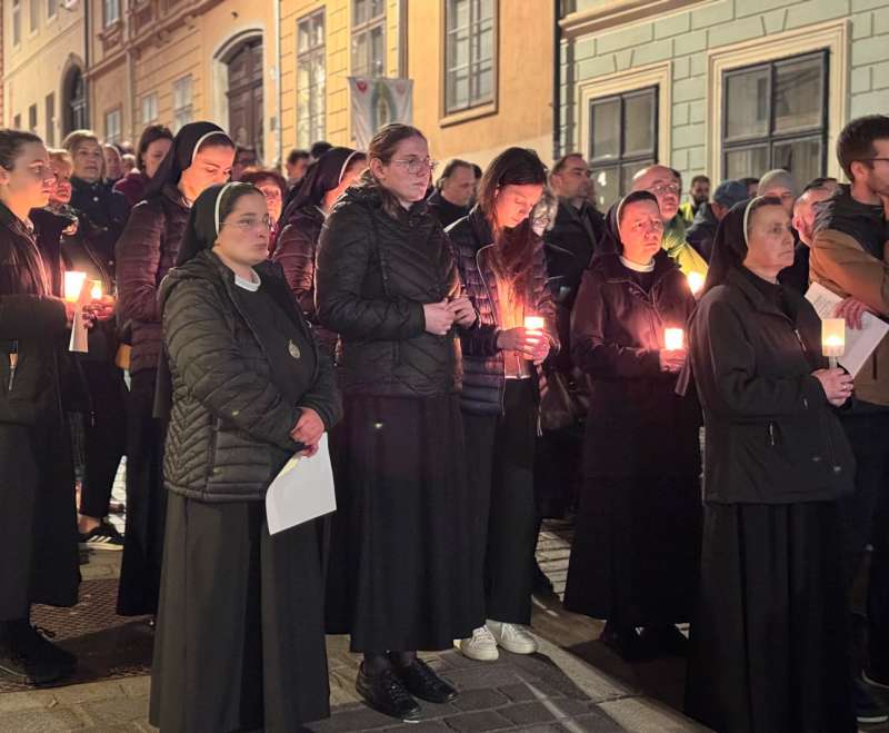 Križni put za nerođene