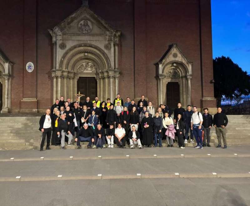 Preko stotinu hodočasnika na putu molitve sa sestrama Služavkama Malog Isusa