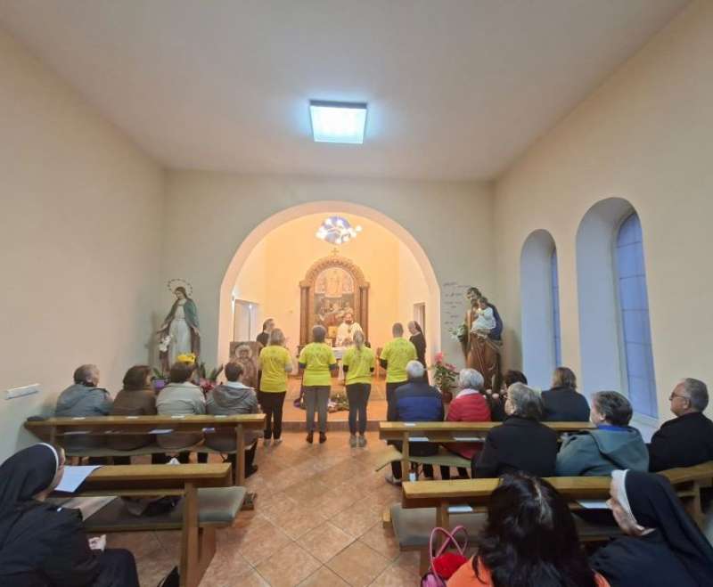 Primanje novih članova u Društvo Prijatelja Maloga Isusa u Vitezu