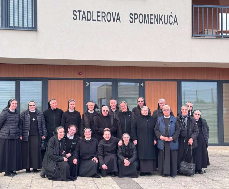 Na zov patnje, odgovorila je ljubav