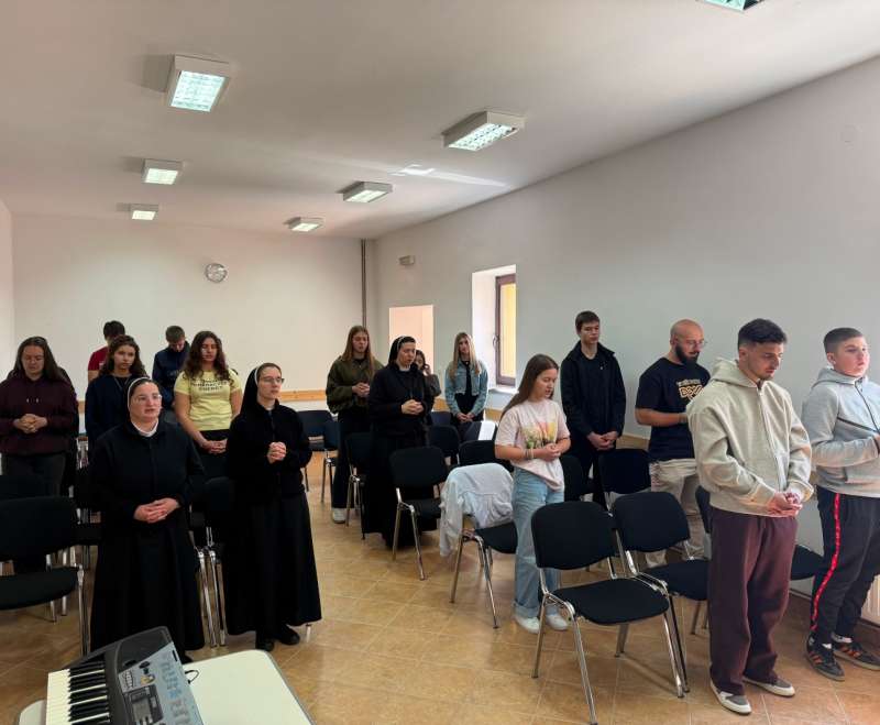 Duhovna obnova „Ostani s nama“ za mlade Gospićko-senjske biskupije
