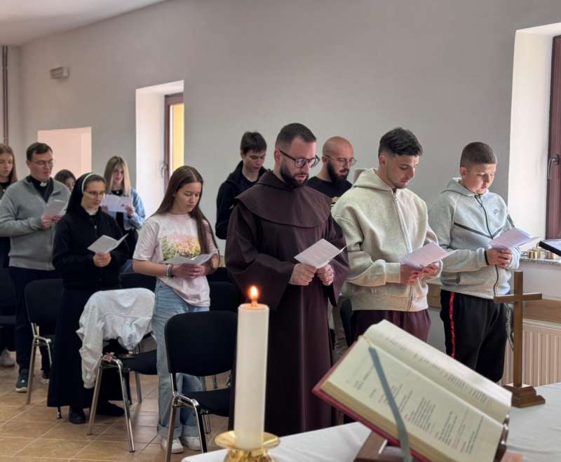 Duhovna obnova „Ostani s nama“ za mlade Gospićko-senjske biskupije