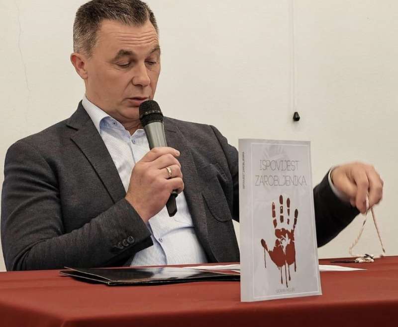 U Broskom Vinogorju predstavljena knjiga „ Ispovijest zarobljenika“