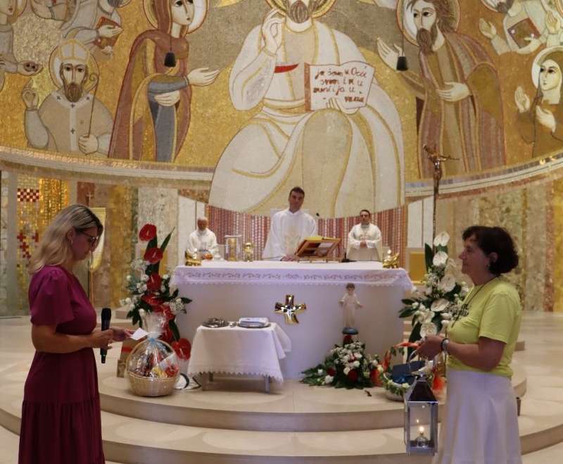 Godišnji susret Društva Prijatelja Maloga Isusa Godišnji susret Društva Prijatelja Maloga Isusa