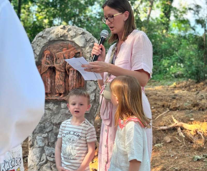 Hodočasničko - molitveni susret u samostanu “Betlehem” na Kraljevcu Hodočasničko - molitveni susret u samostanu “Betlehem” na Kraljevcu