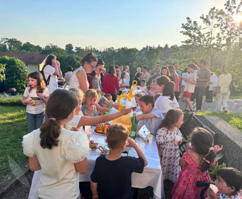 Hodočasničko - molitveni susret u samostanu “Betlehem” na Kraljevcu Hodočasničko - molitveni susret u samostanu “Betlehem” na Kraljevcu