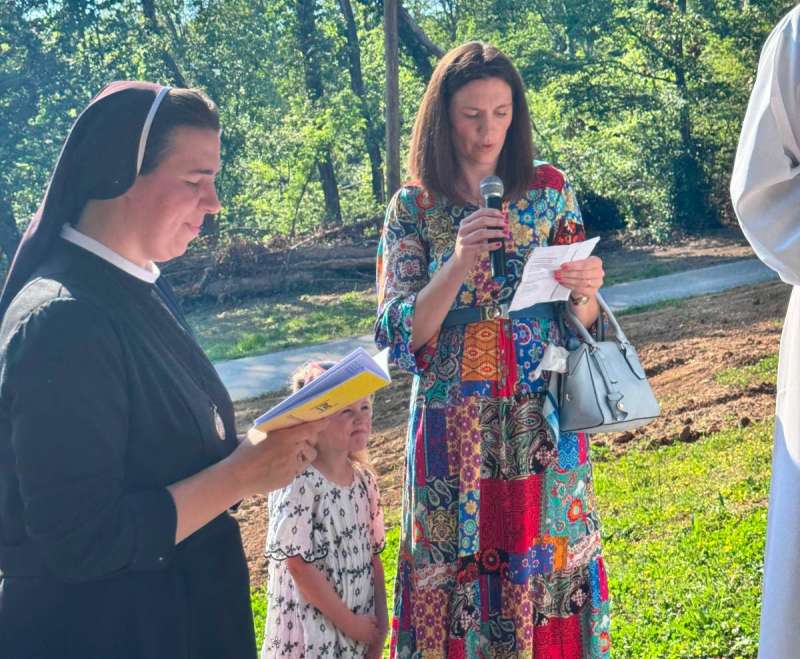 Hodočasničko - molitveni susret u samostanu “Betlehem” na Kraljevcu Hodočasničko - molitveni susret u samostanu “Betlehem” na Kraljevcu