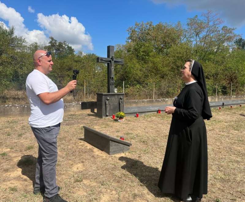 U Čardaku svečano proslavljena 125. obljetnica dolaska sestara SMI na „Polje sv. Filomene“ U Čardaku svečano proslavljena 125. obljetnica dolaska sestara SMI na „Polje sv. Filomene“