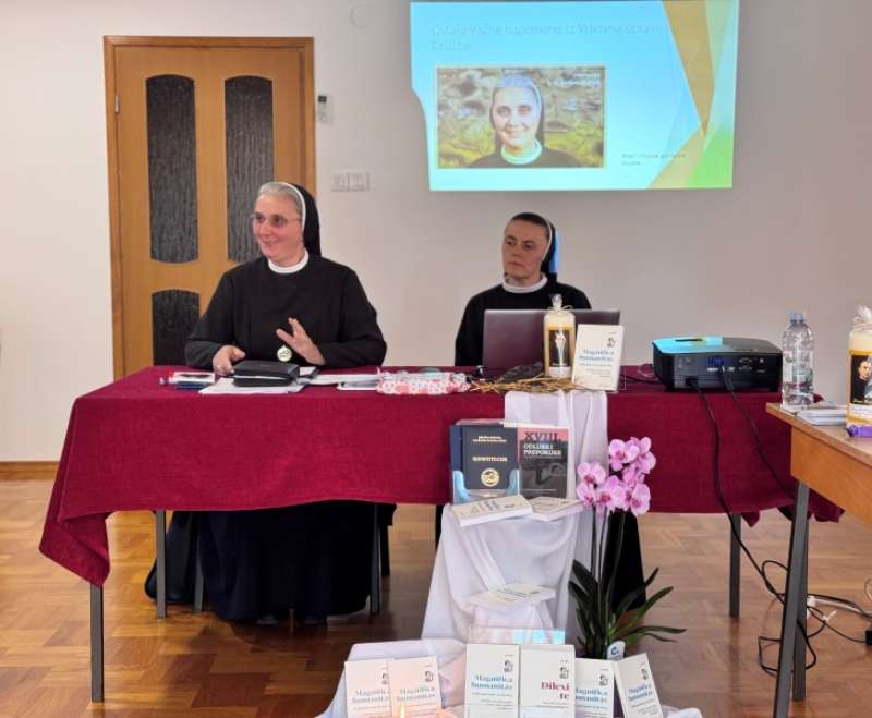 Susret sestara predstojnica