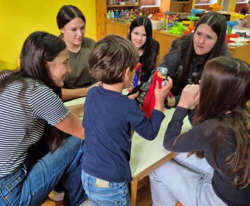 Stadlerova djeca za djecu u sklopu akcije 72 sata bez kompromisa Stadlerova djeca za djecu u sklopu akcije 72 sata bez kompromisa