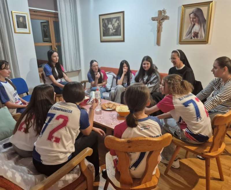 Stadlerova djeca za djecu u sklopu akcije 72 sata bez kompromisa Stadlerova djeca za djecu u sklopu akcije 72 sata bez kompromisa