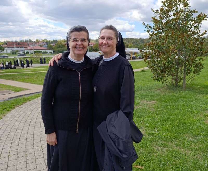 XLII. Redovnički dani u Zagrebu XLII. Redovnički dani u Zagrebu