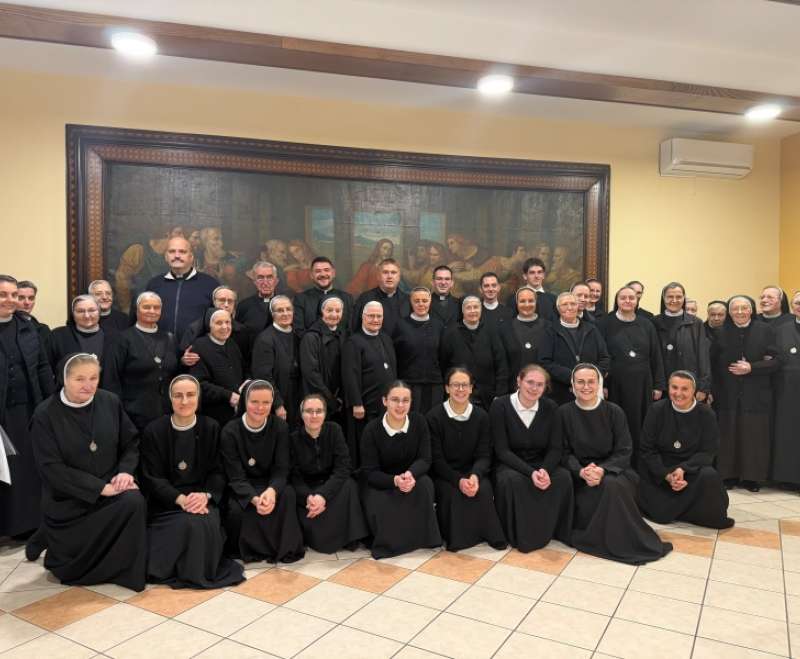 Proslava svetkovine sv. Rafaela, zaštitnika Družbe sestara Služavki Malog Isusa