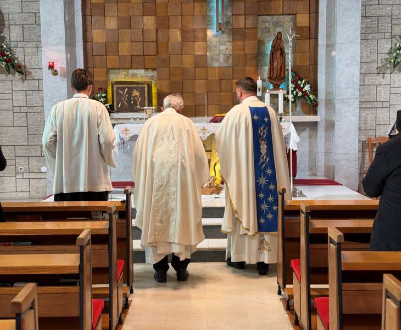 Proslava svetkovine sv. Rafaela, zaštitnika Družbe sestara Služavki Malog Isusa