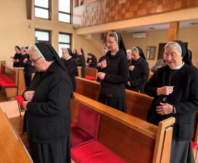 Proslava svetkovine sv. Rafaela, zaštitnika Družbe sestara Služavki Malog Isusa