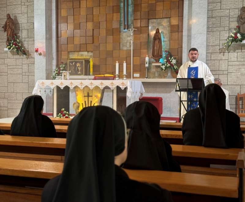 Proslava svetkovine sv. Rafaela, zaštitnika Družbe sestara Služavki Malog Isusa